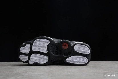 Hyperoad MENS JORDAN SNGL DAY RETRO BLACK AND 13 WHITE AIR RESPECT